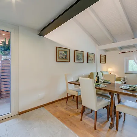 Appartement Residenza La Lanterna Pool And Relax - Happy