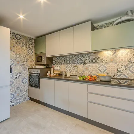 Appartement Residenza La Lanterna Pool And Relax - Happy